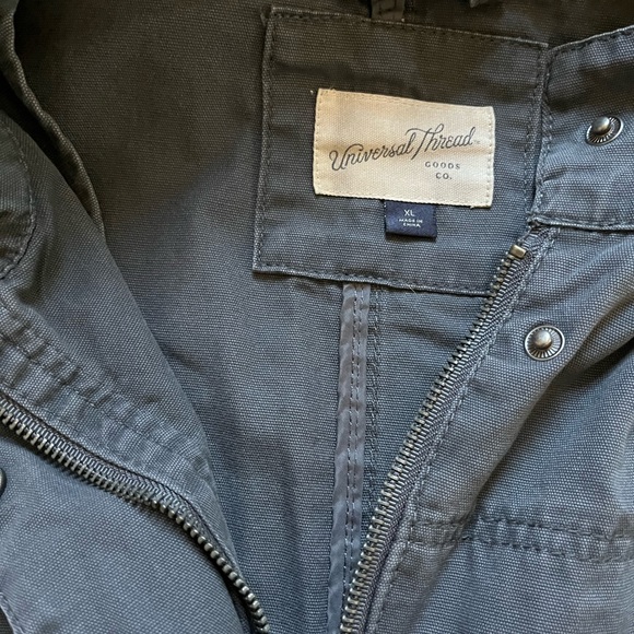 Universal Thread Utility Jacket - Picture 5 of 6